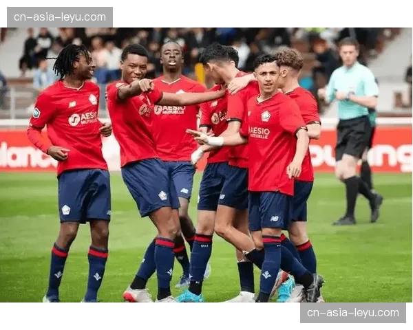 朗斯vs马赛赛前分析：中场绞杀战将决定攻防转换节奏