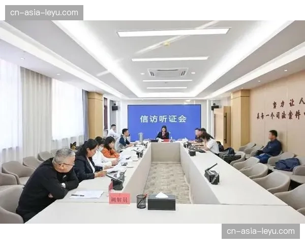 观点：裁判最后两分钟报告制度，是增加了透明度还是放大了争议？