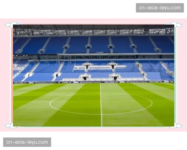 通讯：一座新球场的诞生——埃弗顿在布拉姆利-摩尔码头主场进行测试赛