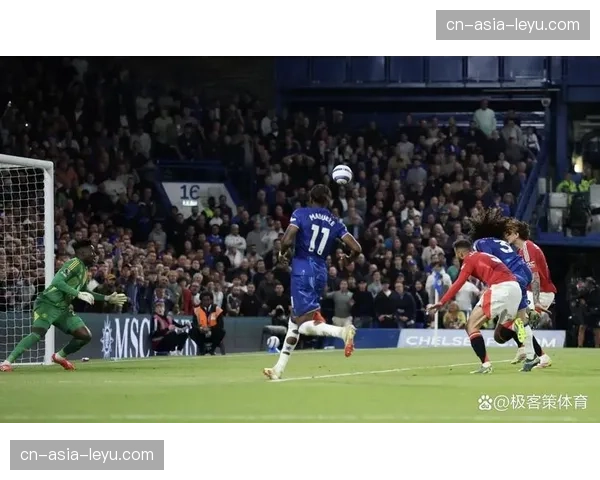 欧战席位分析:维拉、热刺、曼联三队争四前景研判 欧战席位分析:维拉、热刺、曼联三队争四前景研判