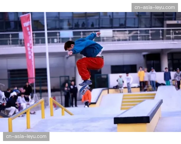 眉山国际攀岩中心与轮滑滑板中心成为亚洲焦点，两大顶级赛事联袂呈现